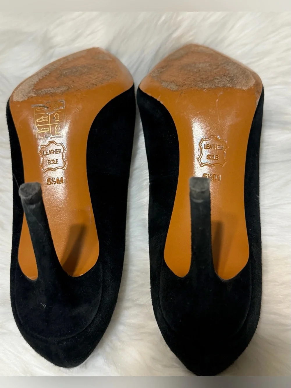 Tory Burch Elizabeth Black Suede Pointed Toe Stiletto Pumps